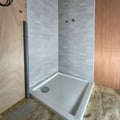 Pose des parois salle de bain