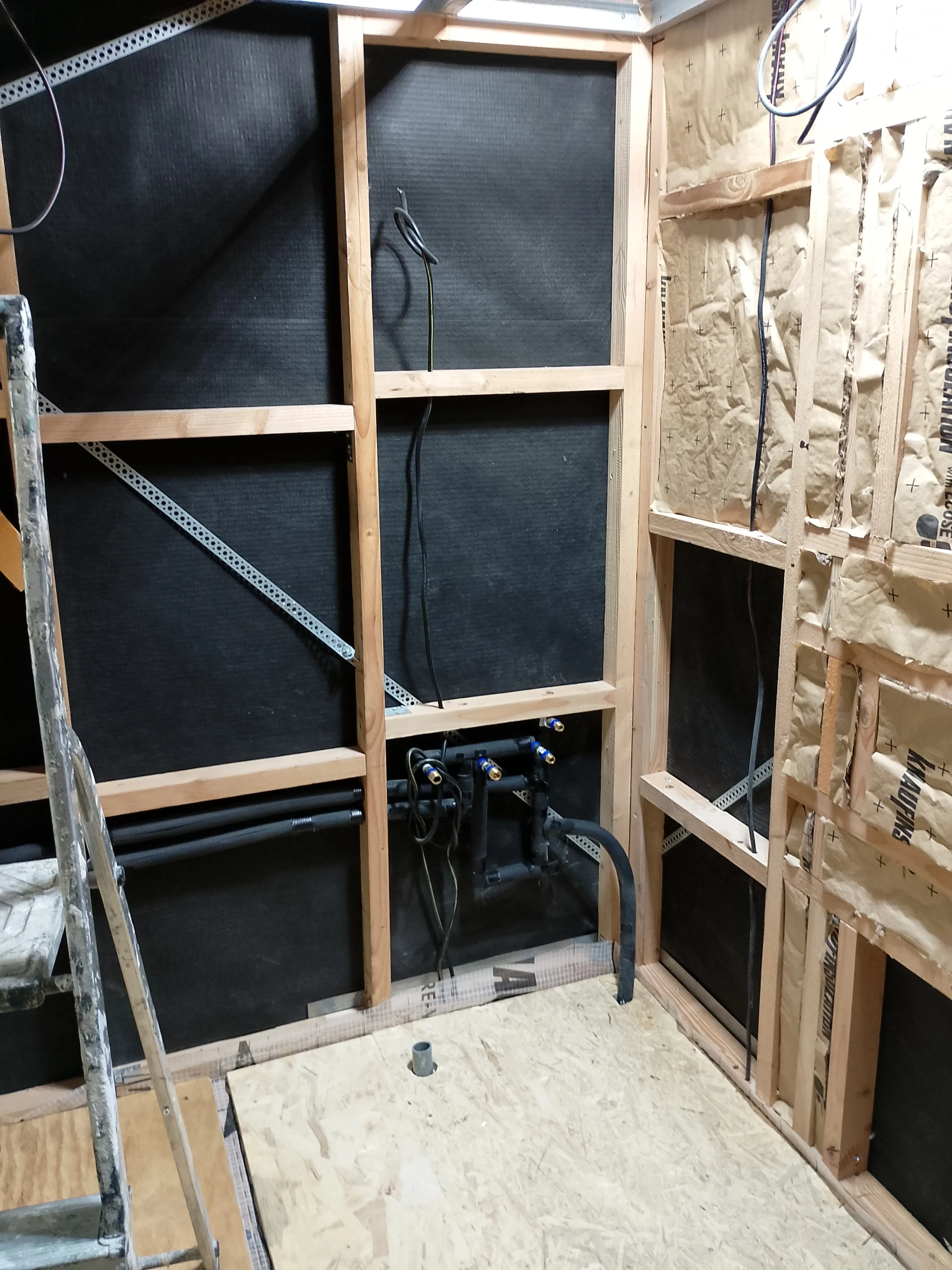 Ma petite maison roulante fabrication modele borealis 10 12 2025 pose sol osb sdb 01