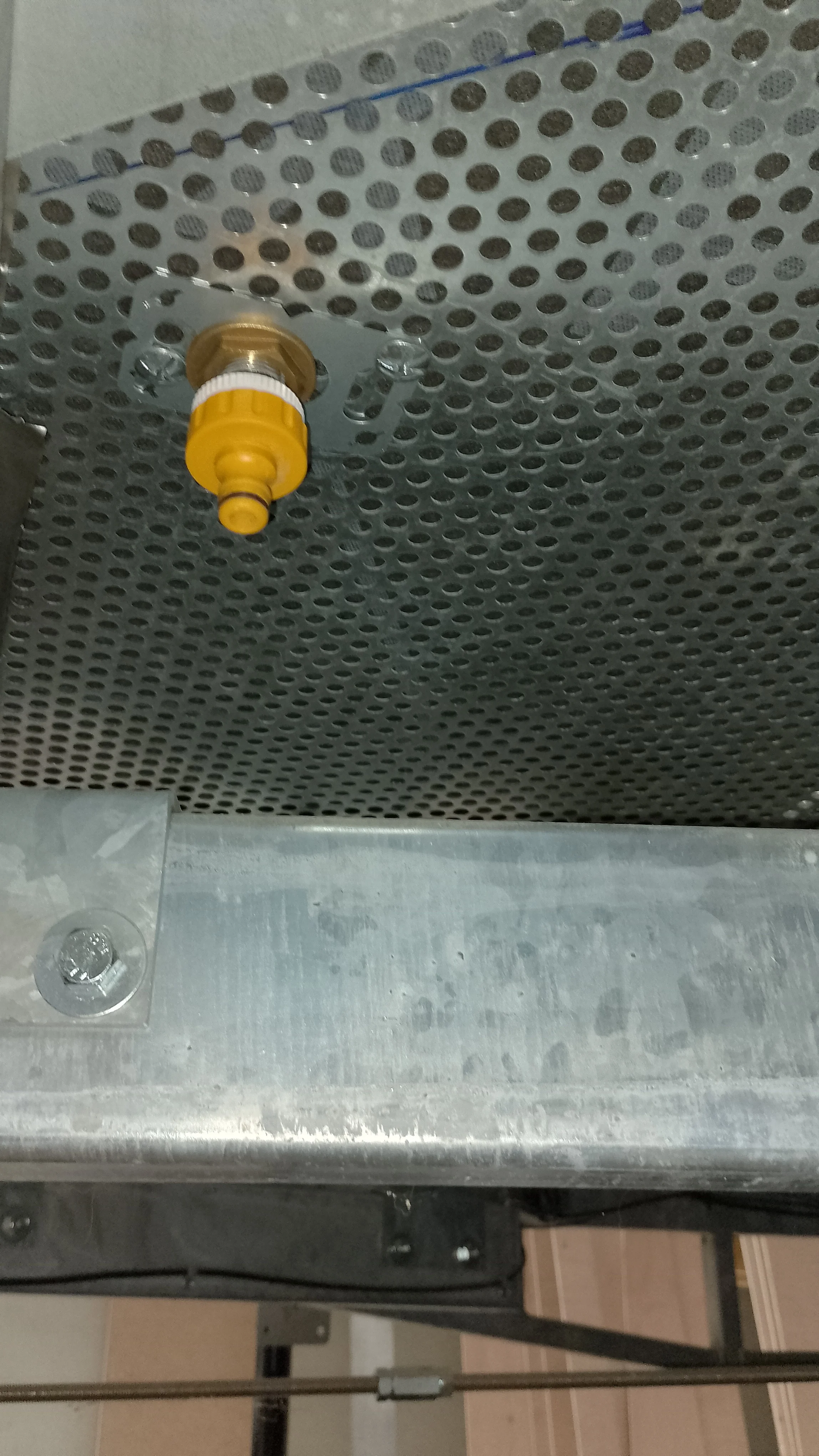 Ma petite maison roulante fabrication modele borealis 27 10 2025 reseau eau 01