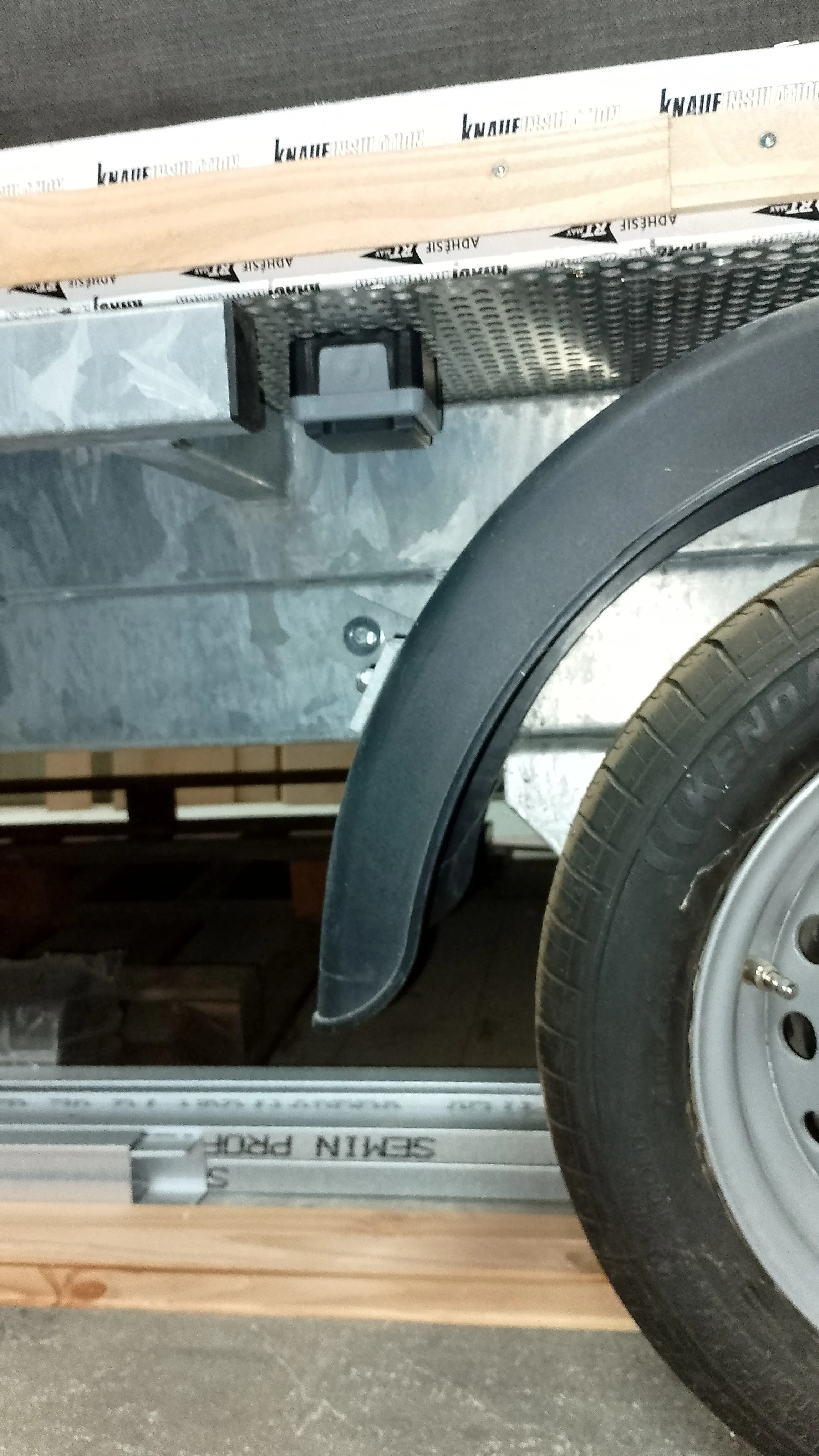 Ma petite maison roulante fabrication modele borealis 27 10 2025 reseau electrique 06