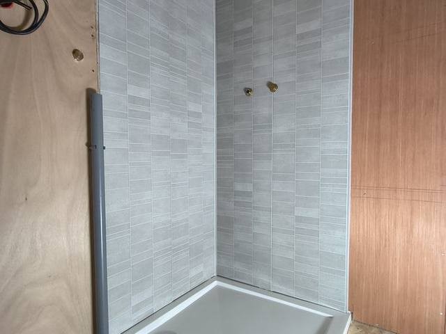 Mpmr vignette douche panneaux